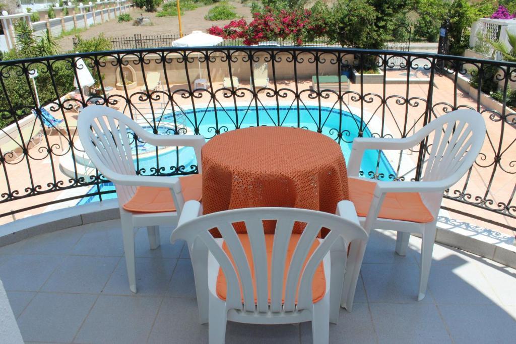 Elarin Studios & Apartments Фалираки Номер фото