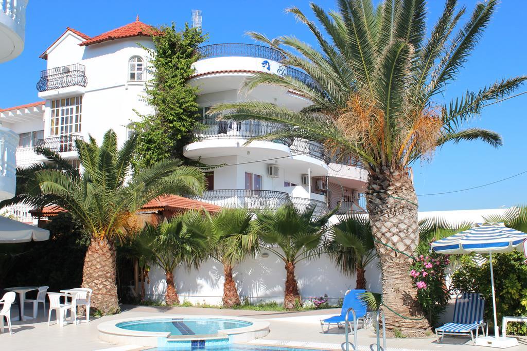 Elarin Studios & Apartments Фалираки Экстерьер фото